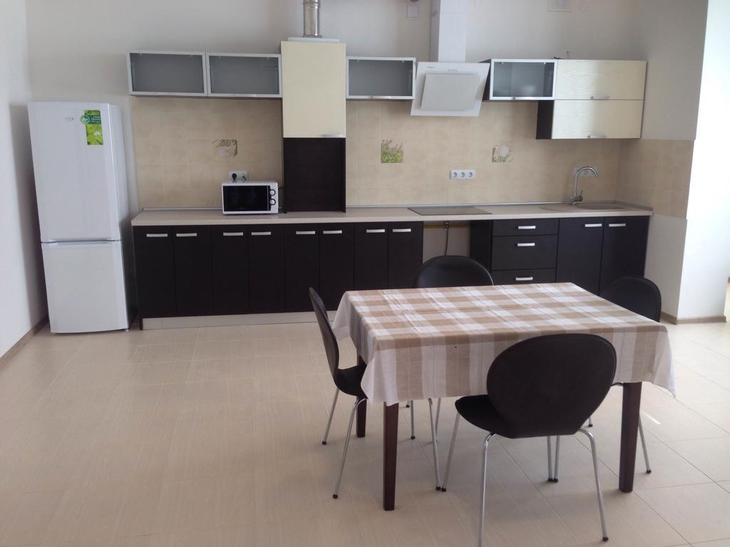 Gil Apartments, On Mynaiska 18 Ungvár Kültér fotó