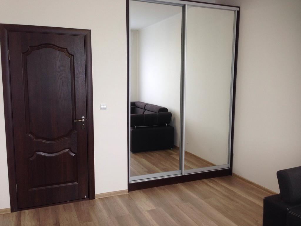 Gil Apartments, On Mynaiska 18 Ungvár Kültér fotó