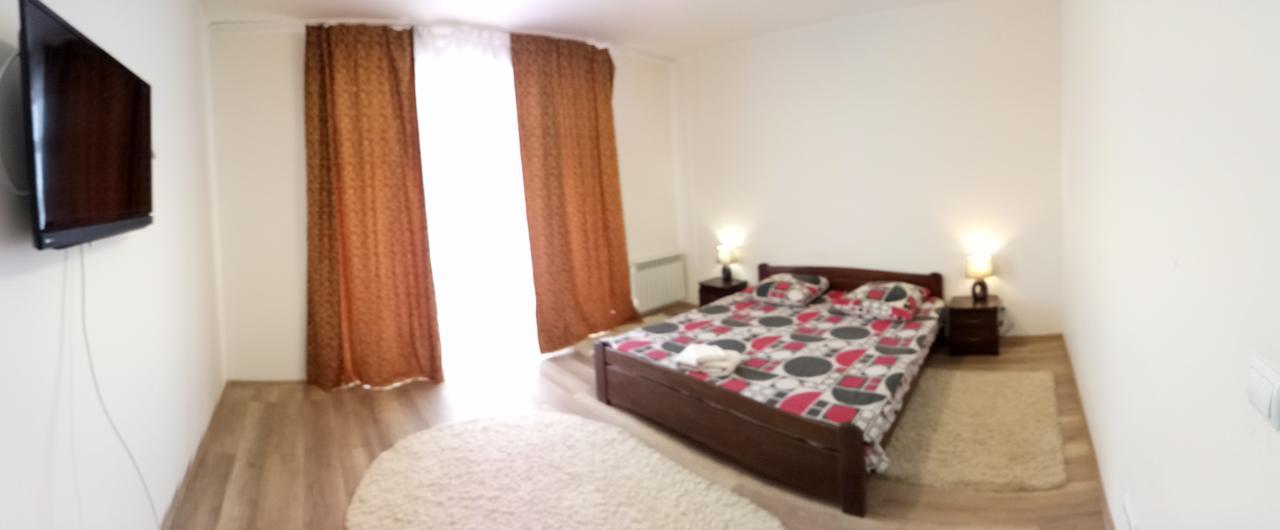 Gil Apartments, On Mynaiska 18 Ungvár Kültér fotó